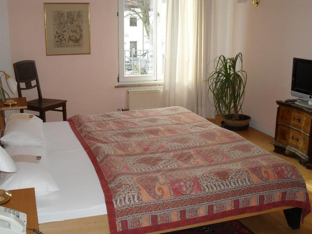 Hotel Am Fluss Neuburg an Der Donau Bilik gambar