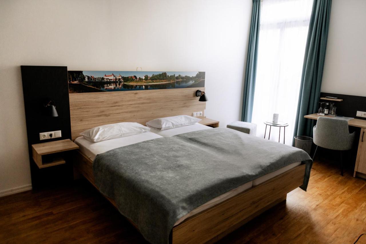 Hotel Am Fluss Neuburg an Der Donau Luaran gambar